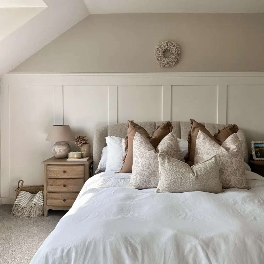 1. How to Use Warm Colors to Instantly Cozy Up Your Bedroom