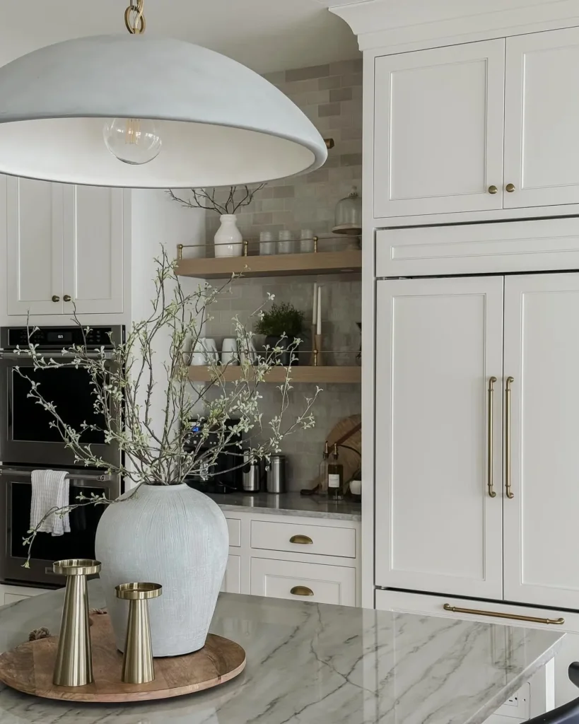 1. How to Use Warm White Cabinets for Timeless Brightness