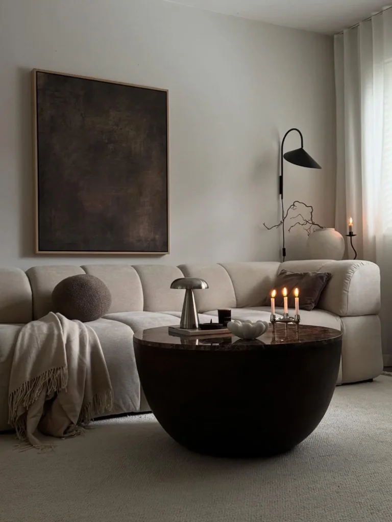 11. Use Minimal Wall Decor