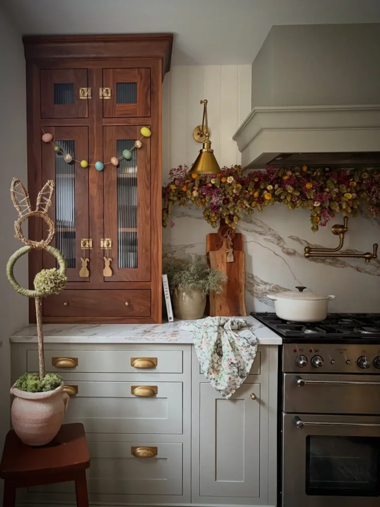 17. Rotate Seasonal Decor