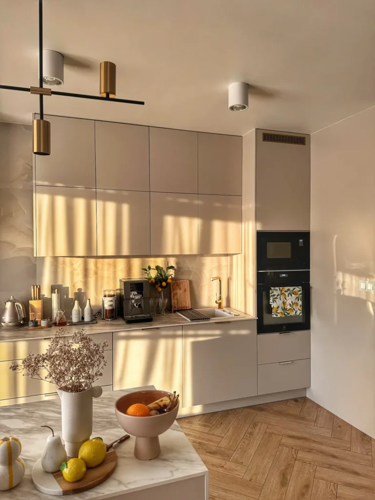 Use Light Colors to Make the Kitchen Feel Bigger