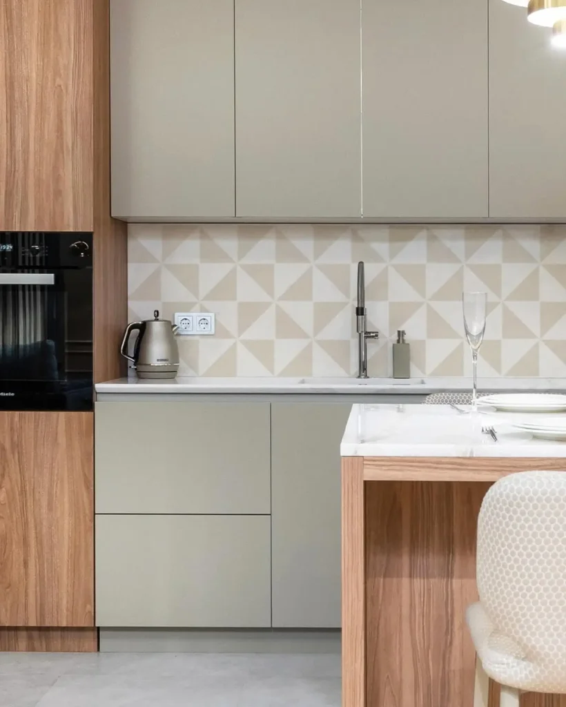 8. Use Light Colors to Make the Kitchen Feel Bigger